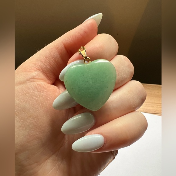 Stone Heart on 12k GF Chain - Green Pendant Necklace - Picture 15 of 15